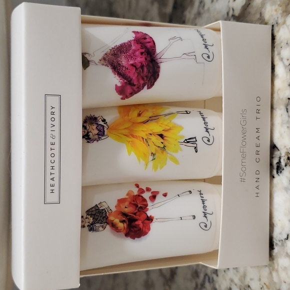 Heathcote & Ivory hand lotions - Picture 1 of 5